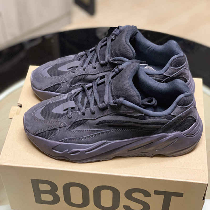 Yeezy Boost 700 V2 Vanta Black Fu6684 (4) - www.newkick.vip
